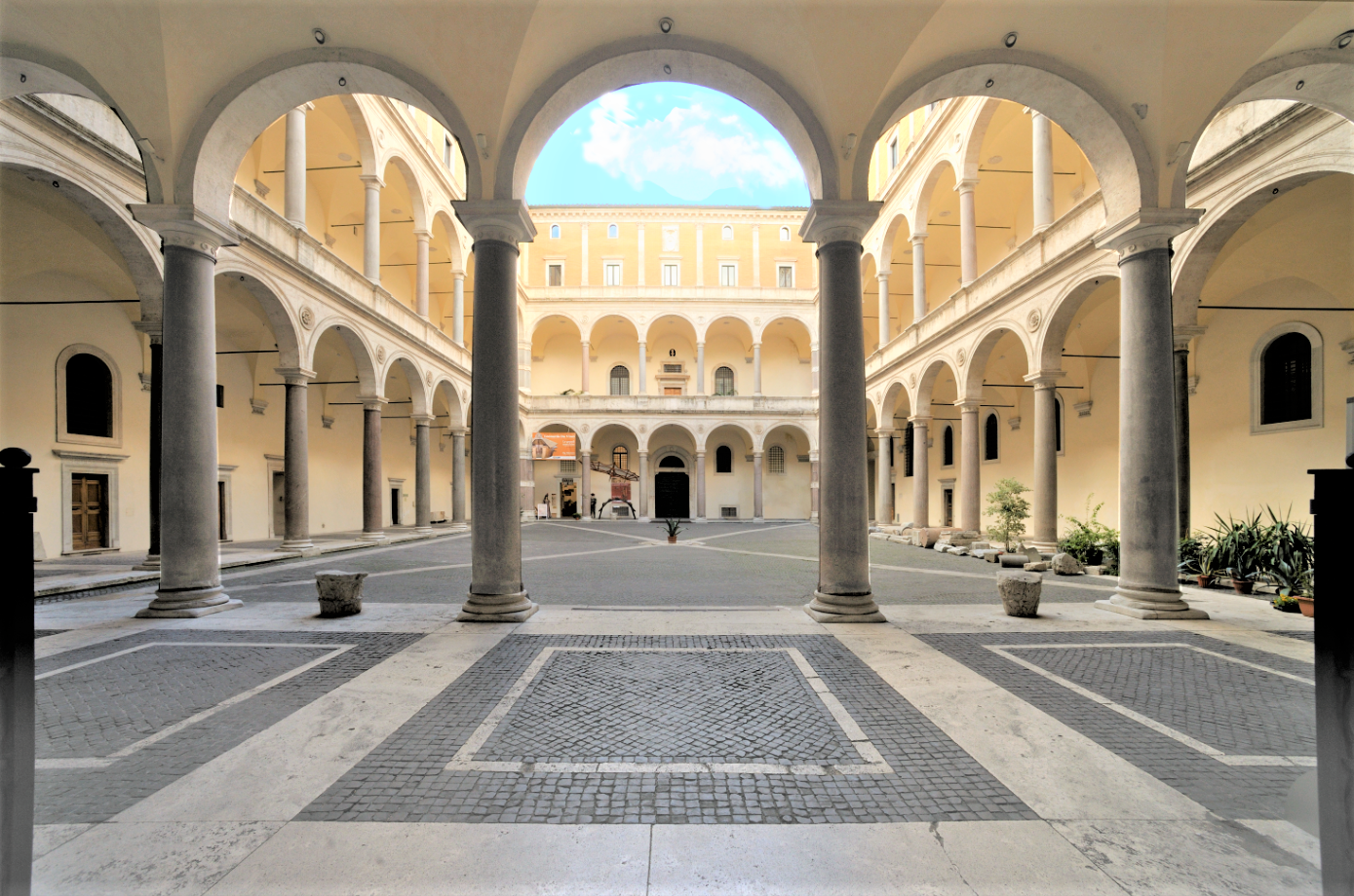 cortile nobile cancelleria
